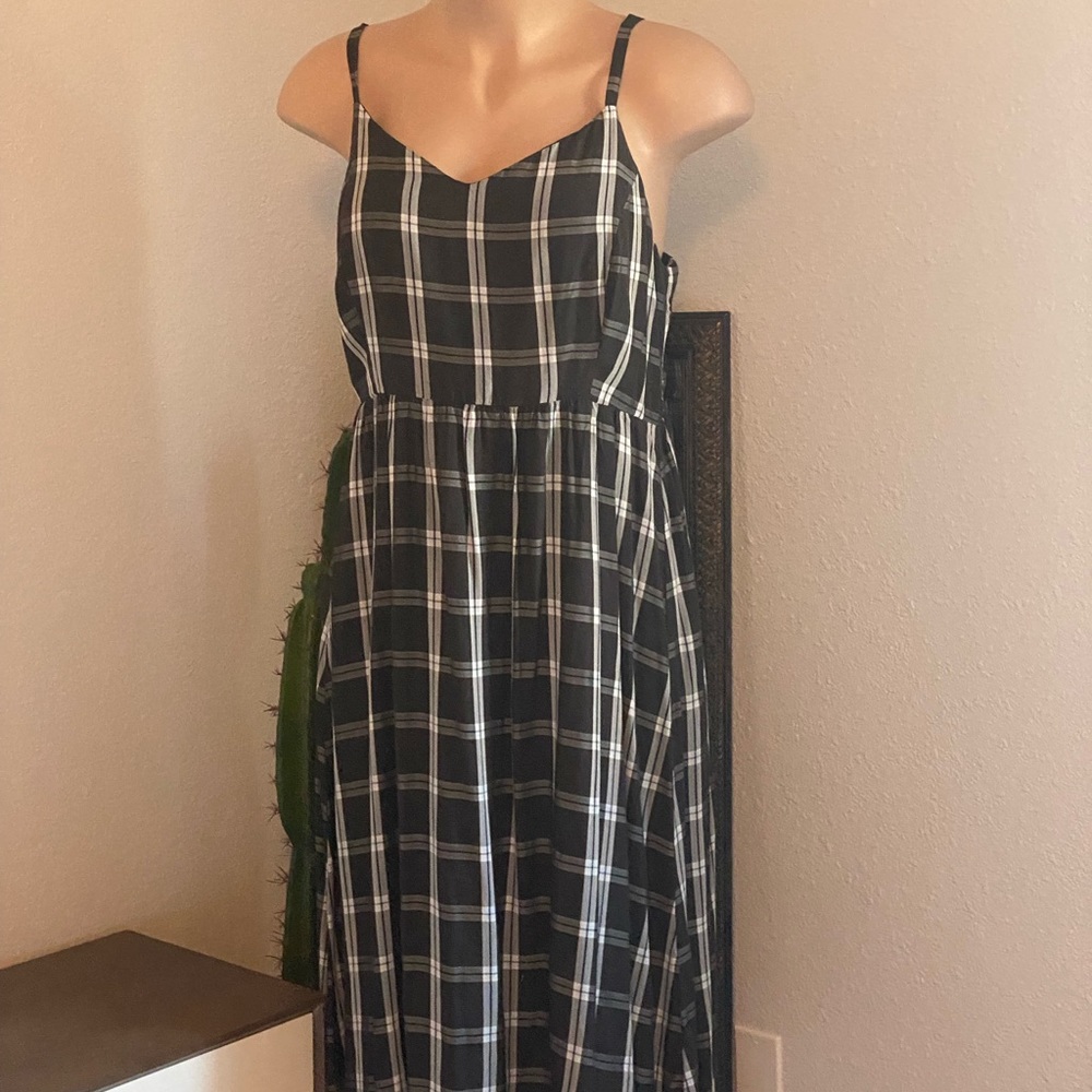 Black and White Plaid Spaghetti-Strap Dress